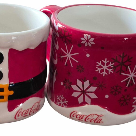 Vintage Coca Cola Christmas Winter Large coffee 20 Oz. Mugs. Set of two. - Picture 2 of 8